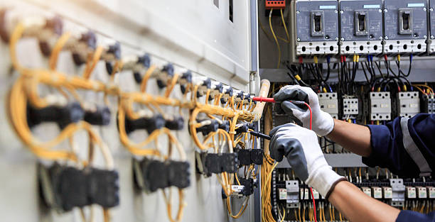 Professional Electrician technician working in Dumont, NJ